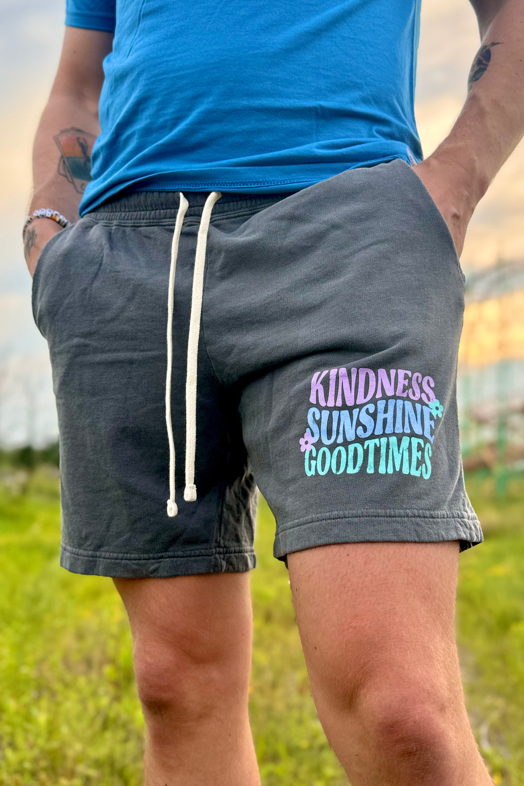 KINDNESS SUNSHINE GOOD TIMES UNISEX SHORTS