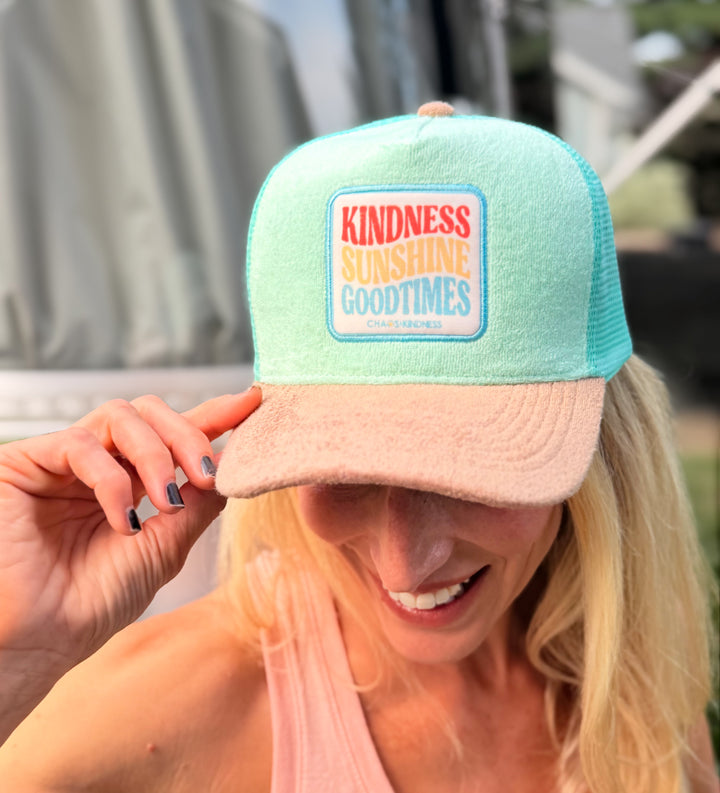KINDNESS SUNSHINE GOOD TIMES TRUCKER
