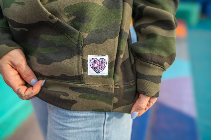 BRAVE THE UNKNOWN HEAVYWEIGHT HOODIE